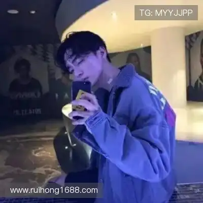 屈融健